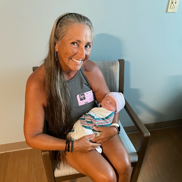 Meet your Posher, Victoria - Picture 2 of 2